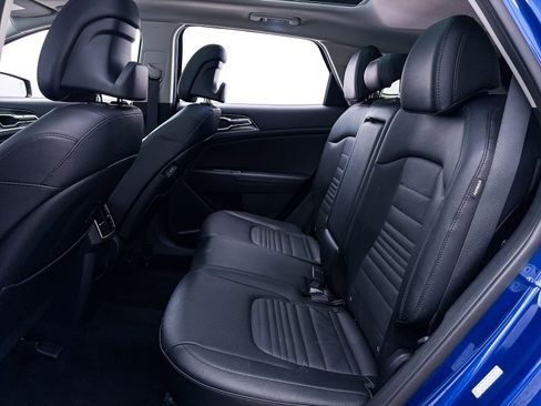 Certified 2025 Kia Sportage SX AWD/4WD image 39