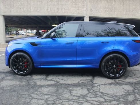 New 2025 Land Rover Range Rover Sport Autobiography image 6