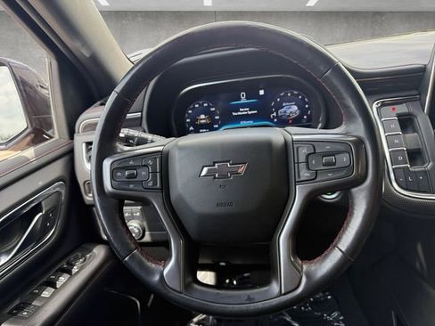Used 2022 Chevrolet Suburban RST w/ Luxury Package RWD image 21