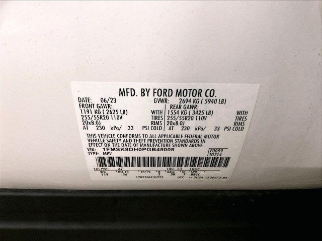 Used 2023 Ford Explorer XLT w/ Equipment Group 202A AWD/4WD image 33