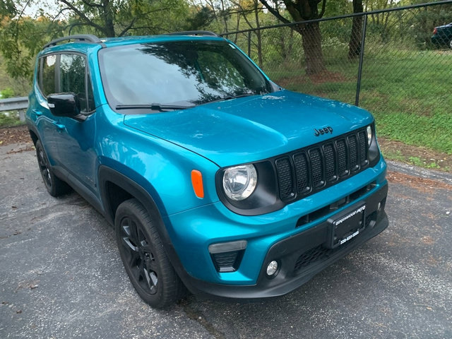 Used 2022 Jeep Renegade Altitude AWD/4WD image 8