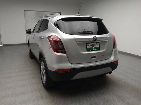 Used 2020 Buick Encore Preferred FWD image 6