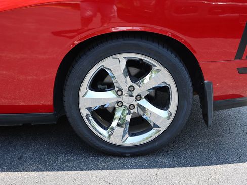Used 2012 Dodge Challenger R/T Plus RWD image 11