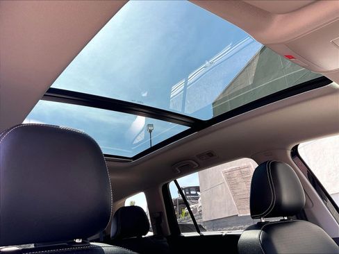 Certified 2023 Volkswagen Atlas SE w/ Panoramic Sunroof Package FWD image 29