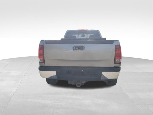 Used 2013 GMC Sierra 3500 SLE w/ SLE Preferred Package AWD/4WD image 5