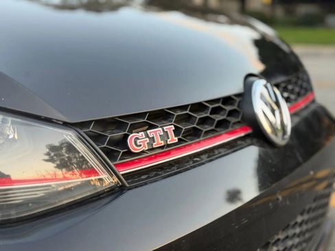 Used 2017 Volkswagen GTI S image 4