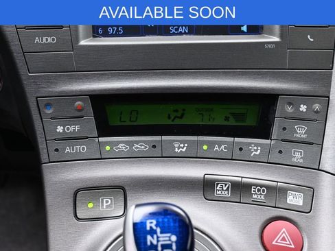 Used 2015 Toyota Prius Two FWD image 14