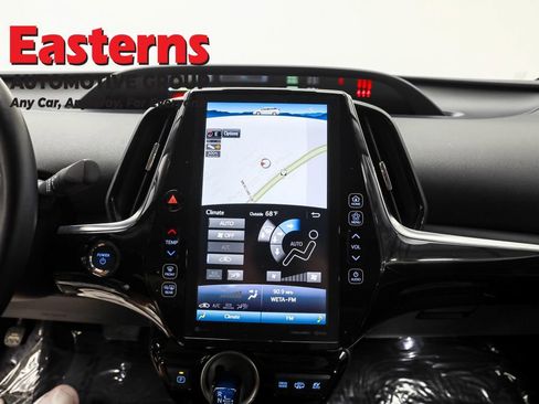 Used 2022 Toyota Prius Prime XLE image 12