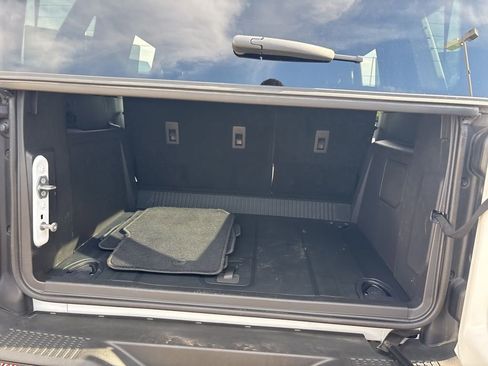 Used 2024 Ford Bronco Badlands image 26