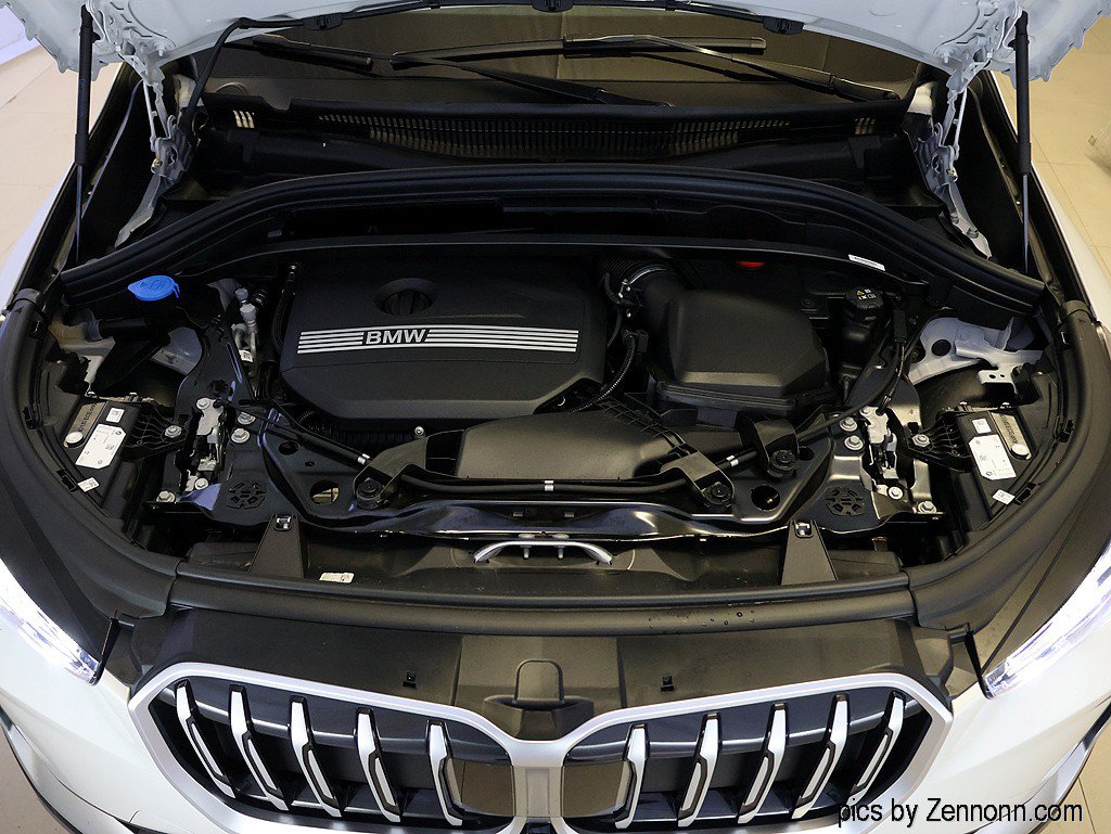 Certified 2026 BMW X1 xDrive28i AWD/4WD image 39
