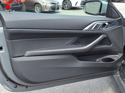 Used 2025 BMW 430i Convertible image 23