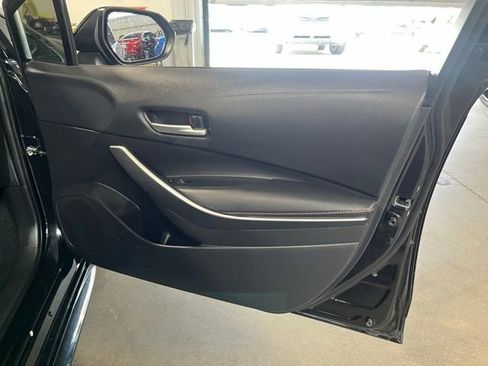 Used 2025 Toyota Corolla SE FWD image 12