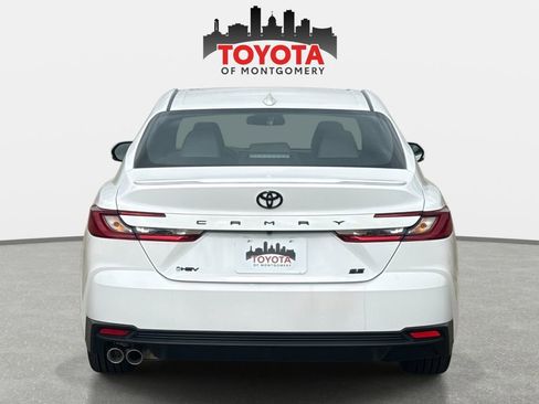 New 2026 Toyota Camry SE image 4