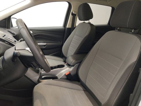Used 2016 Ford Escape SE FWD image 17