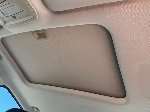 Used 2017 Ford Focus SEL w/ Interior Protection Package image 22