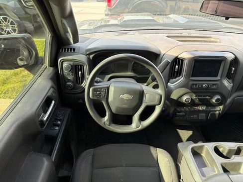 Used 2023 Chevrolet Silverado 1500 Custom Trail Boss AWD/4WD image 18