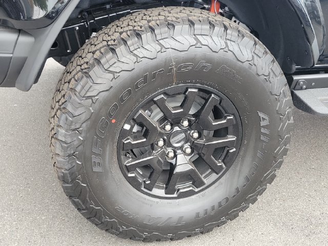 New 2026 Ford Bronco Raptor w/ Interior Carbon Fiber Pack AWD/4WD image 24