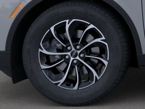 New 2026 Lincoln Nautilus Premier AWD/4WD image 19