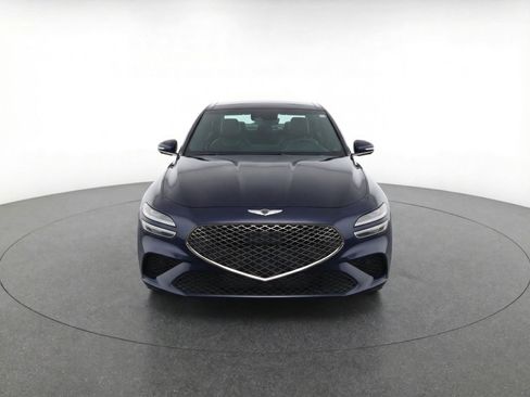 Used 2025 Genesis G70 2.5T image 2