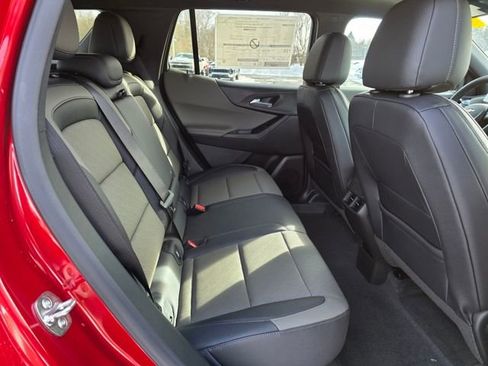 New 2026 Chevrolet Equinox LT w/ Convenience Package II image 16