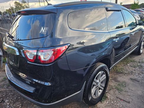 Used 2015 Chevrolet Traverse LT FWD image 5