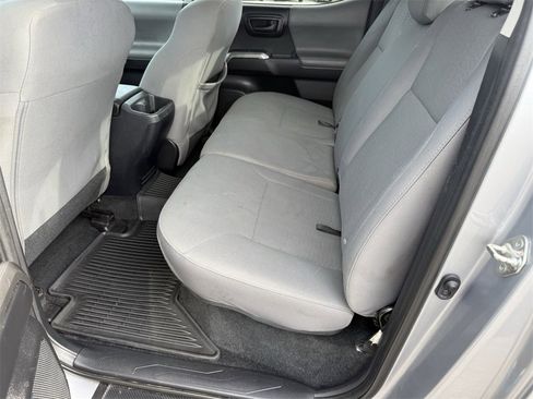 Used 2019 Toyota Tacoma SR5 image 12