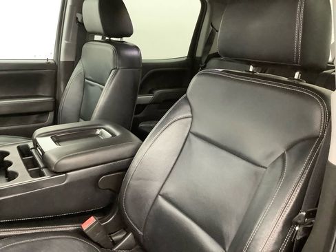 Used 2018 Chevrolet Silverado 1500 LT w/ All Star Edition image 12