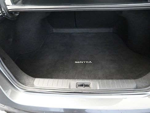 Used 2024 Nissan Sentra SV image 19