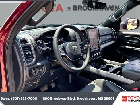 Used 2025 RAM 1500 Laramie w/ Off Road Group AWD/4WD image 12