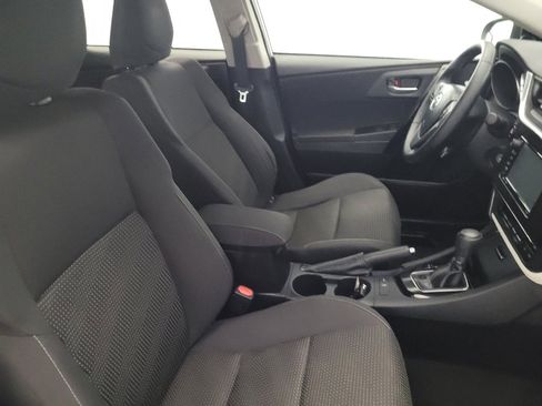 Used 2017 Toyota Corolla iM image 21