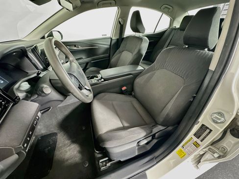 Used 2025 Toyota Camry LE FWD image 13
