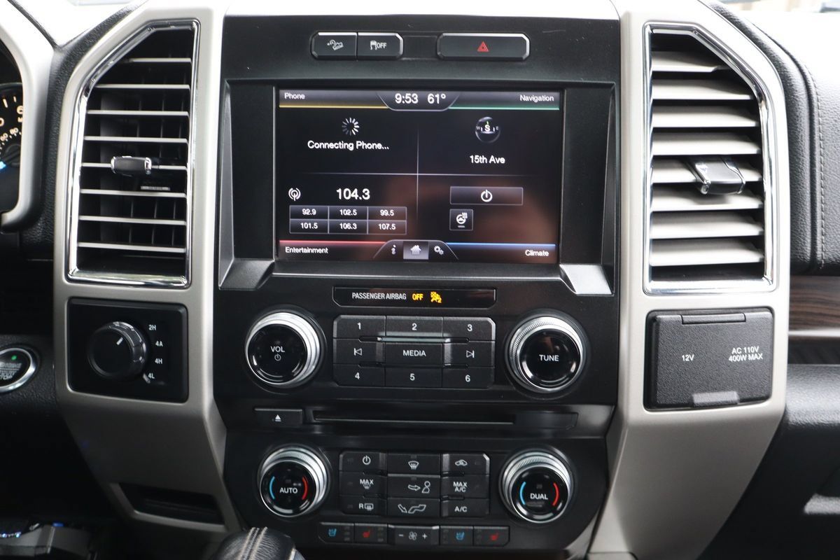 Used 2015 Ford F150 Lariat w/ Equipment Group 502A Luxury AWD/4WD image 34