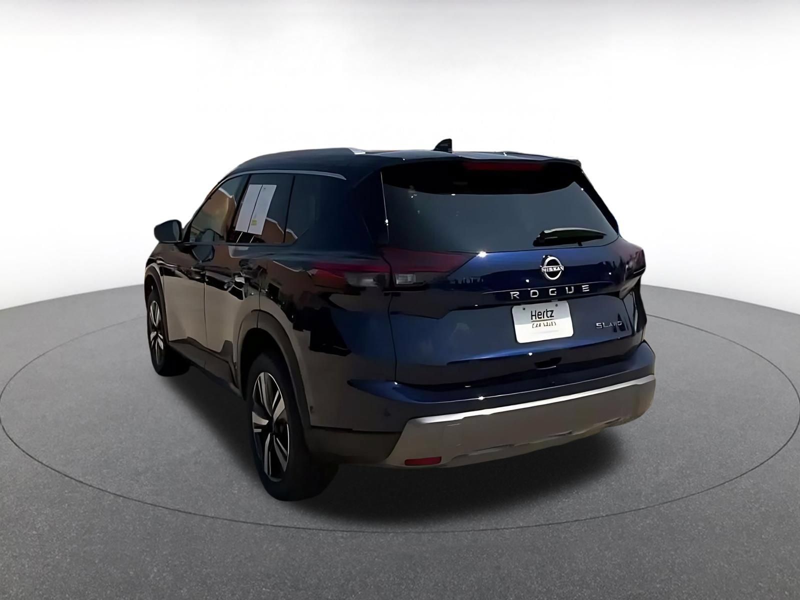 Used 2026 Nissan Rogue SL AWD/4WD image 10
