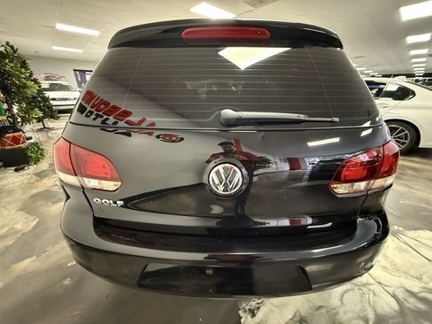 Used 2014 Volkswagen Golf 4-Door image 4