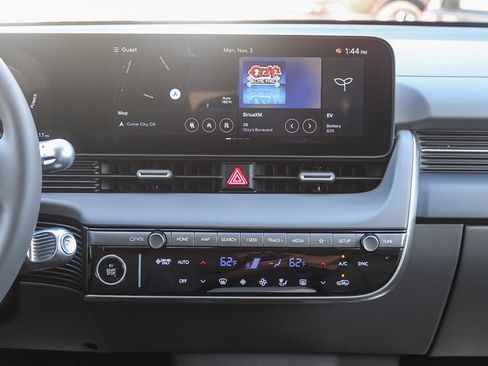 Used 2025 Hyundai Ioniq 5 SEL image 14