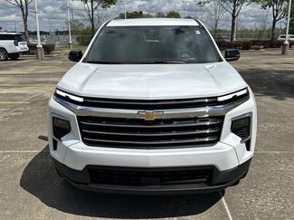New 2026 Chevrolet Traverse LT w/ LPO, Floor Liner Package FWD video 2