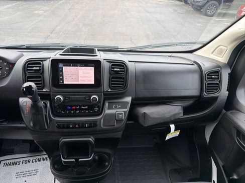 Used 2024 RAM ProMaster 2500 image 20