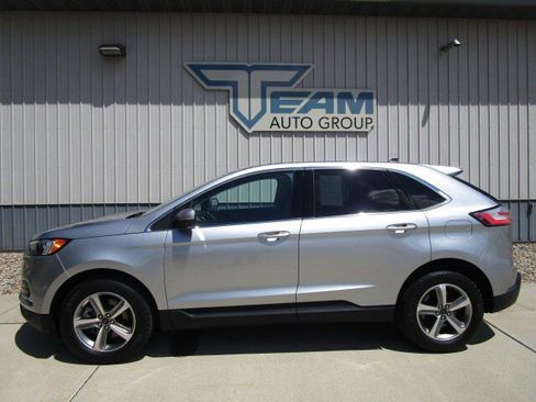 Used 2023 Ford Edge SEL w/ Convenience Package AWD/4WD image 4