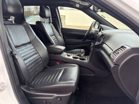 Used 2021 Jeep Grand Cherokee Limited X AWD/4WD image 24