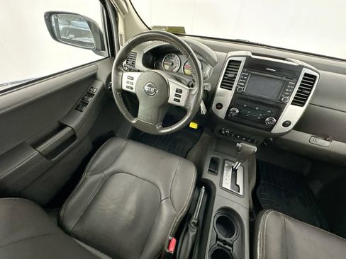 Used 2015 Nissan Xterra S AWD/4WD image 9