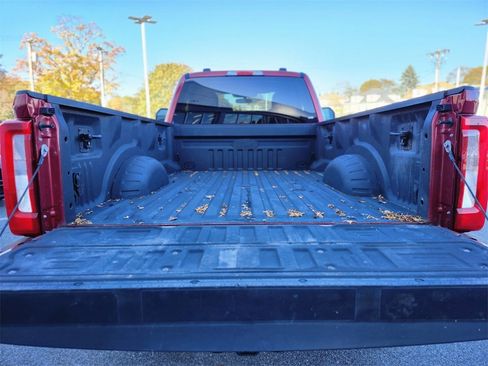 Used 2024 Ford F250 XLT image 25