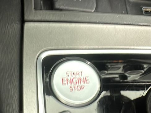 Used 2020 Volkswagen Passat 2.0T R-Line image 22