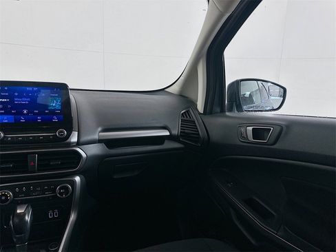 Used 2021 Ford EcoSport SE image 23