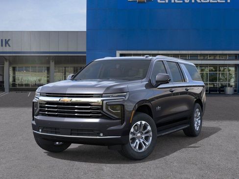 New 2026 Chevrolet Suburban LT w/ Comfort Package RWD image 6