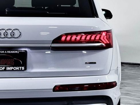 Used 2023 Audi Q7 3.0T Premium Plus w/ Premium Plus Package AWD/4WD image 16