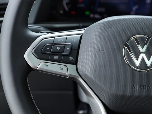 New 2026 Volkswagen Atlas Cross Sport SEL image 60