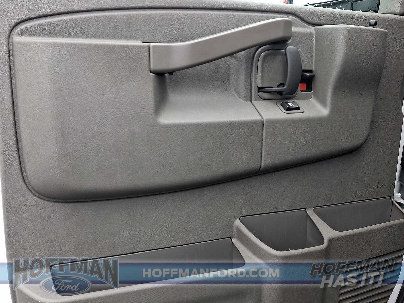 Used 2025 GMC Savana 2500 w/ Driver Convenience Package RWD image 13