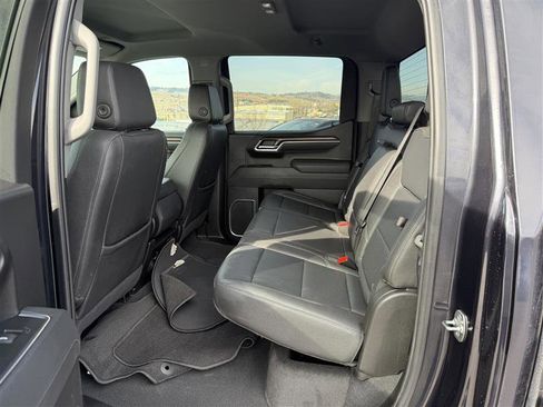 Used 2025 GMC Sierra 1500 SLT image 14