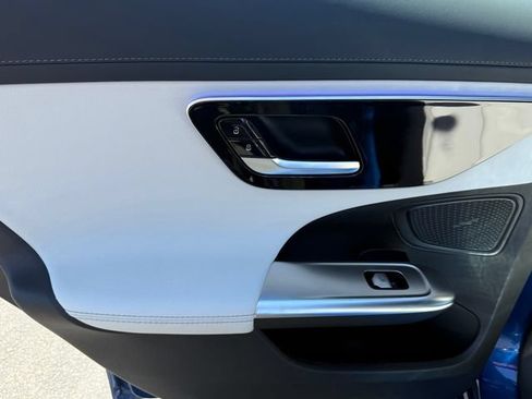 New 2026 Mercedes-Benz C 300 4MATIC Sedan image 24