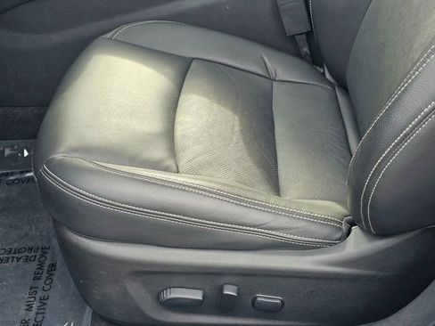 Used 2024 Nissan Altima 2.5 SL FWD image 19